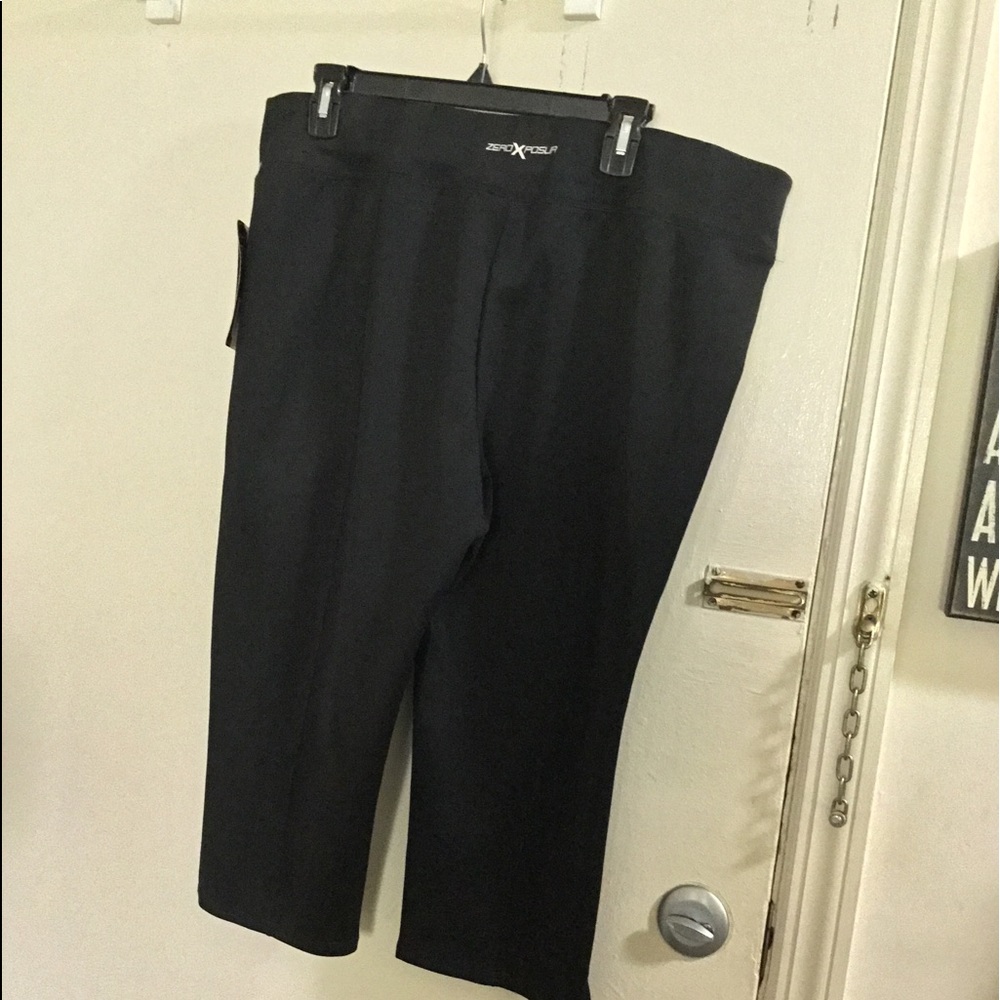 Zeroxposure Exercise Capri Pants